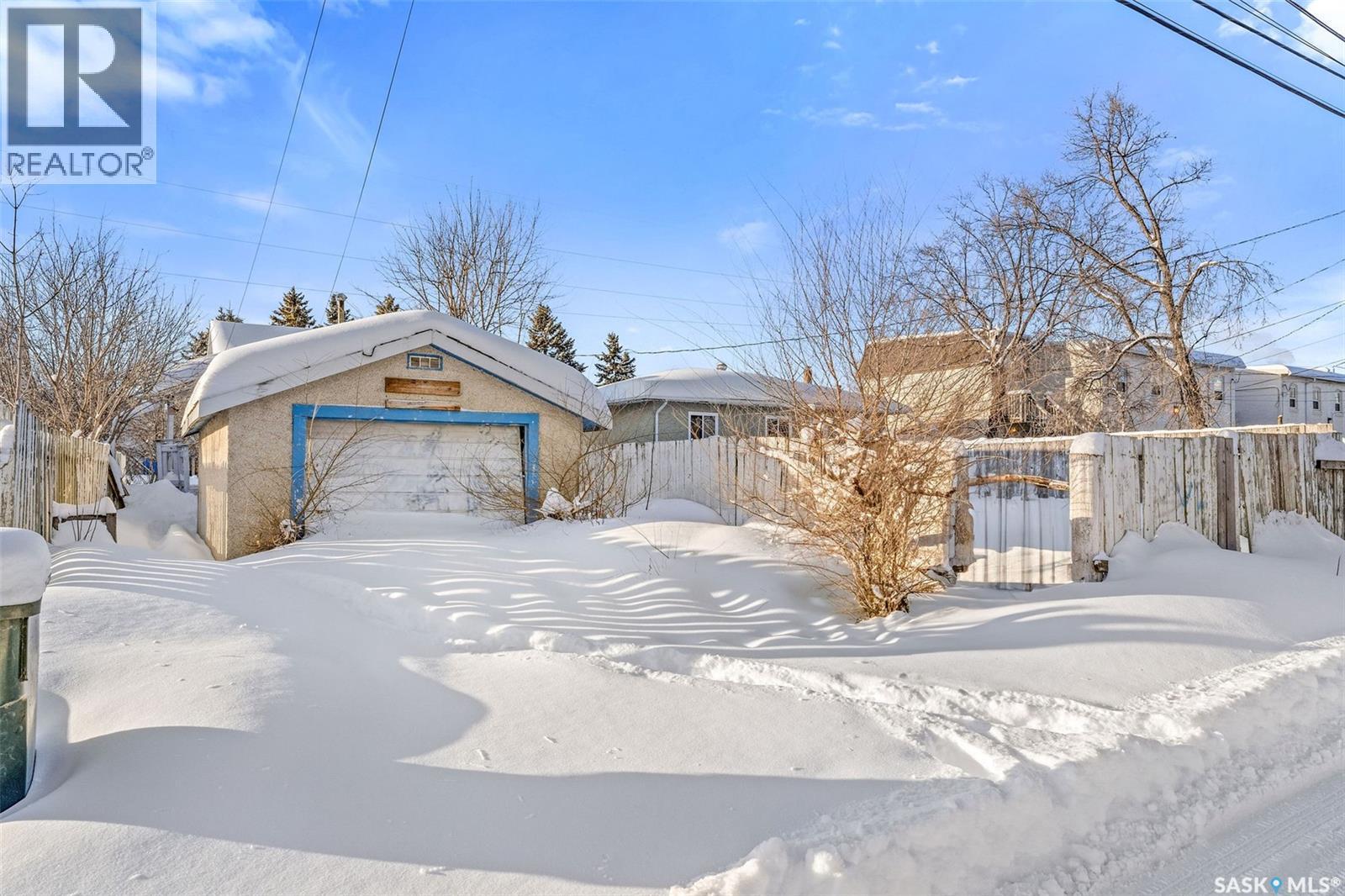 806 12Th Street W, Prince Albert, SK - Outdoor