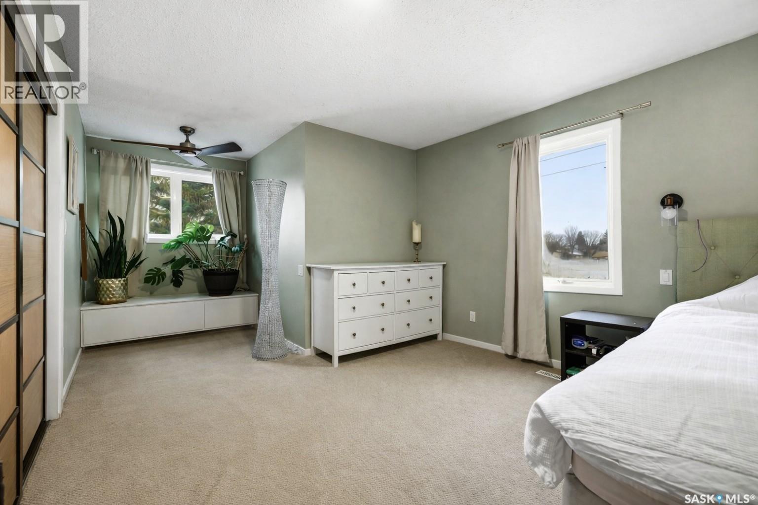 2402 Truesdale Drive, Regina, SK - Indoor Photo Showing Bedroom