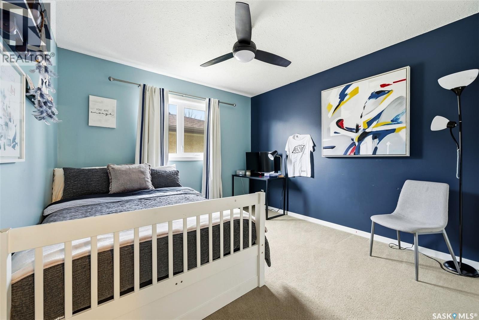 2402 Truesdale Drive, Regina, SK - Indoor Photo Showing Bedroom