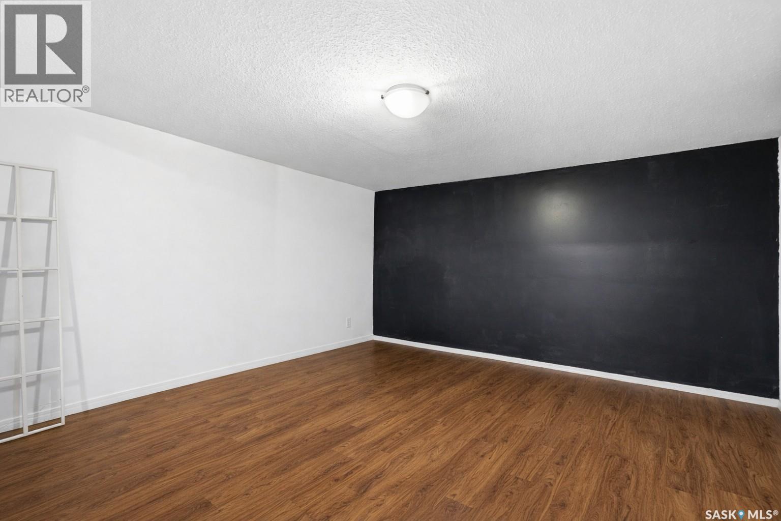 2402 Truesdale Drive, Regina, SK - Indoor Photo Showing Other Room
