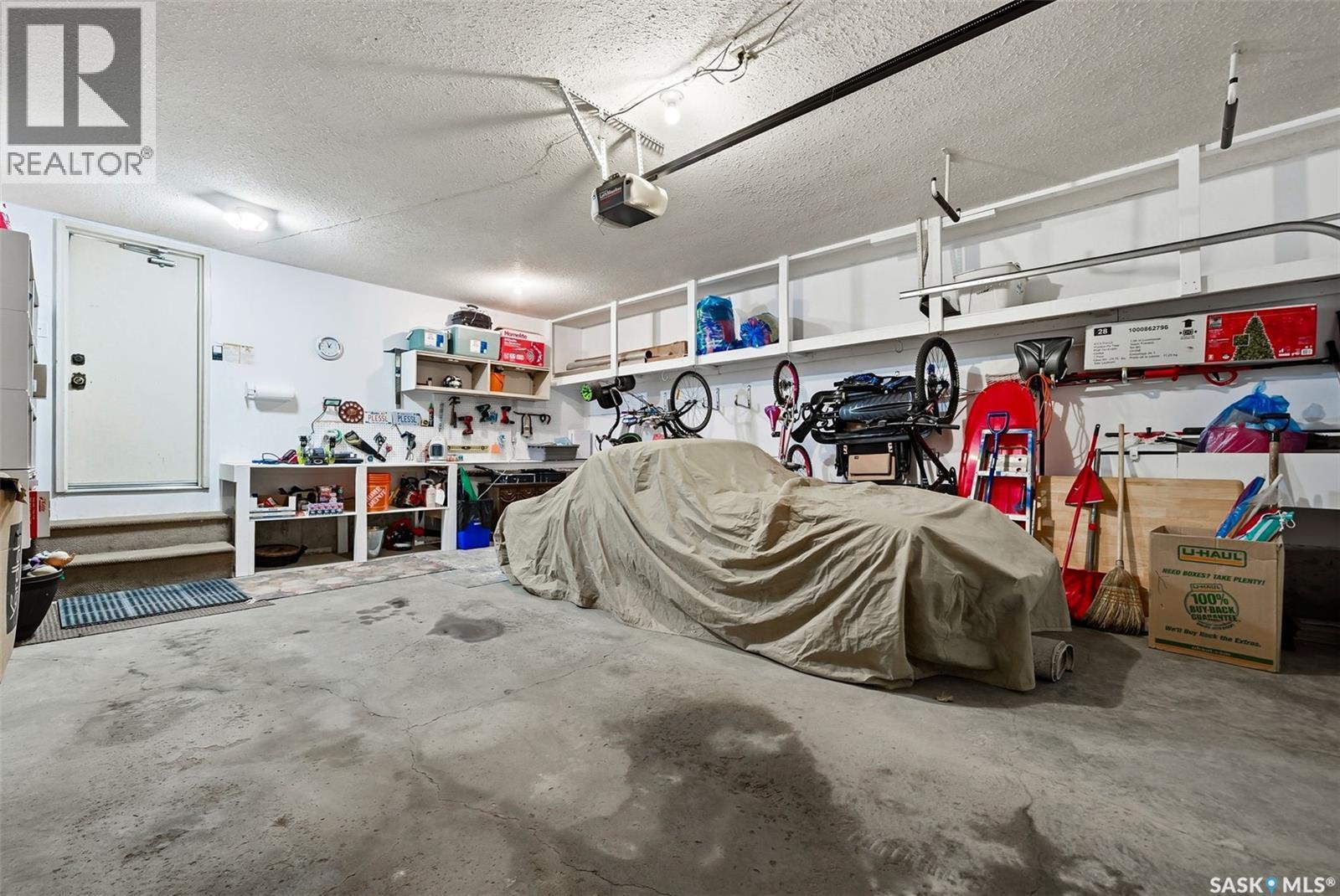 2402 Truesdale Drive, Regina, SK - Indoor Photo Showing Garage