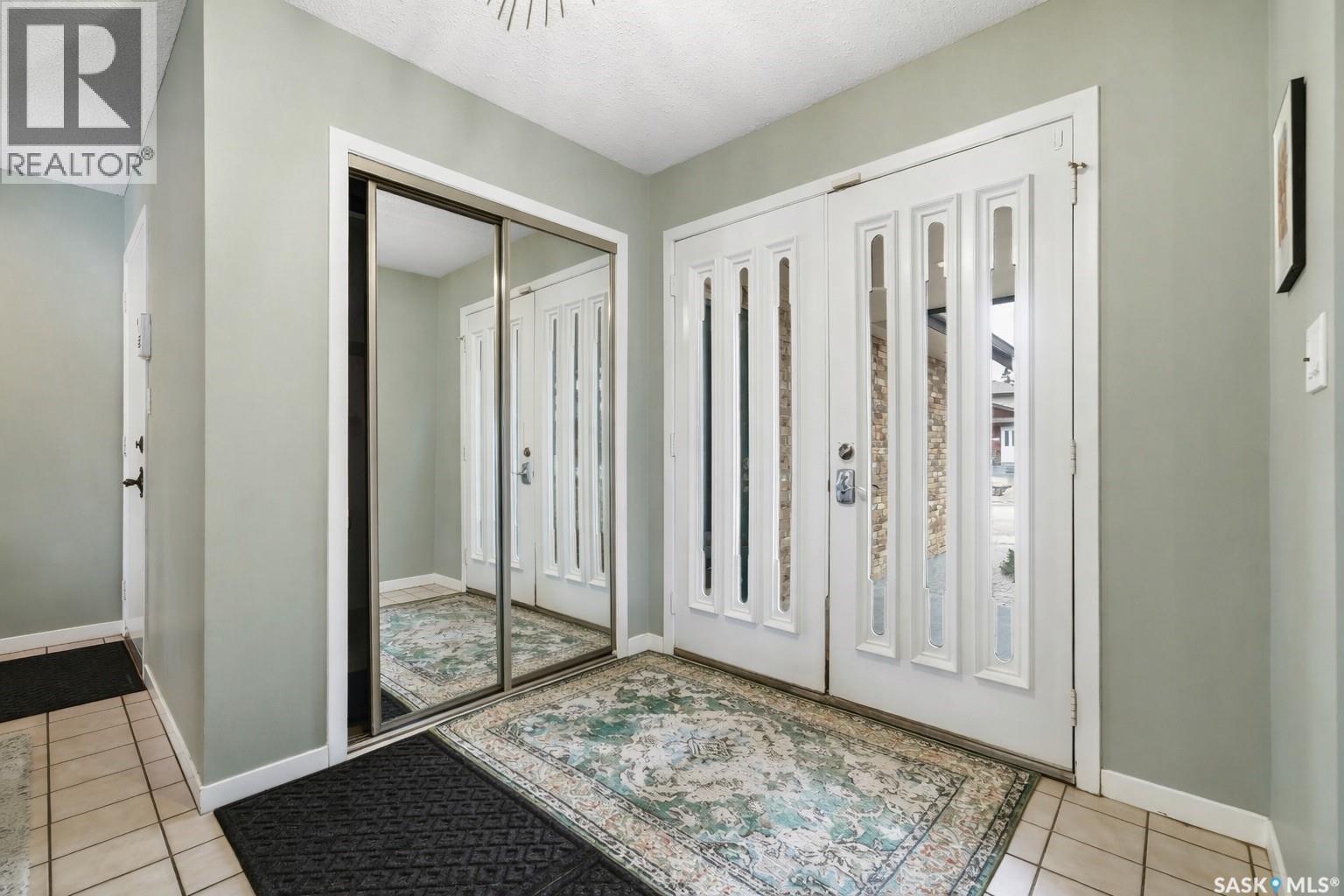 2402 Truesdale Drive, Regina, SK - Indoor Photo Showing Other Room