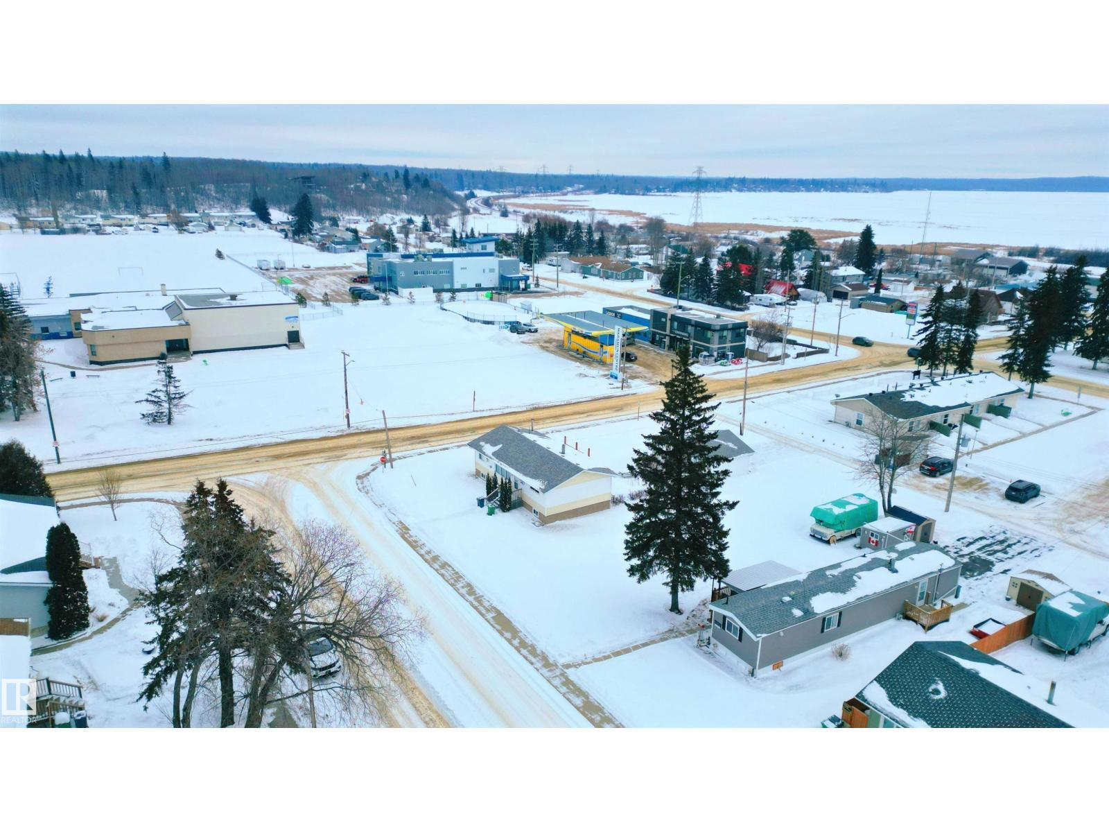 5009 53 Av, Wabamun, AB