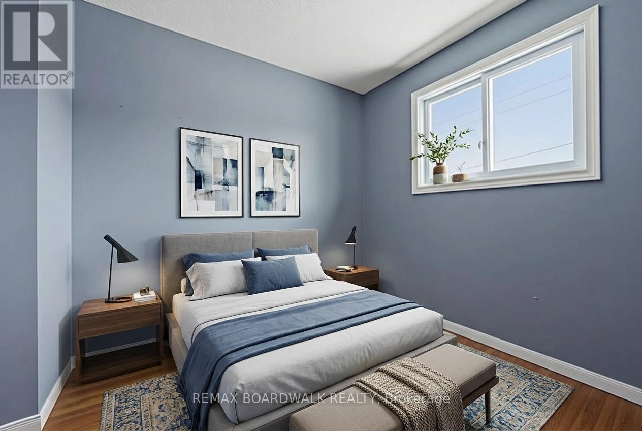 32 Provost Street, Perth, ON - Indoor Photo Showing Bedroom