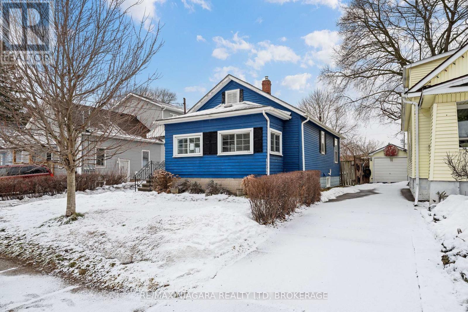 6437 Culp Street, Niagara Falls (Dorchester), ON - Outdoor