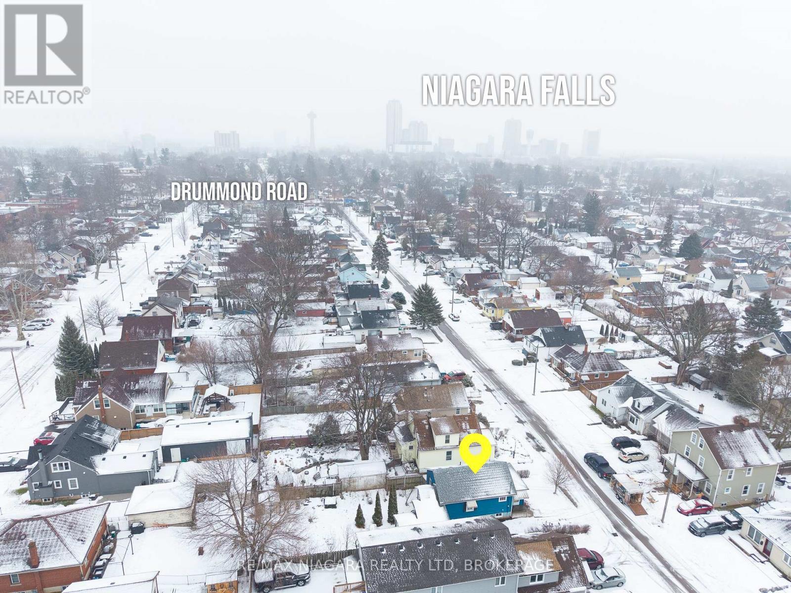 6437 Culp Street, Niagara Falls (Dorchester), ON - Outdoor With View