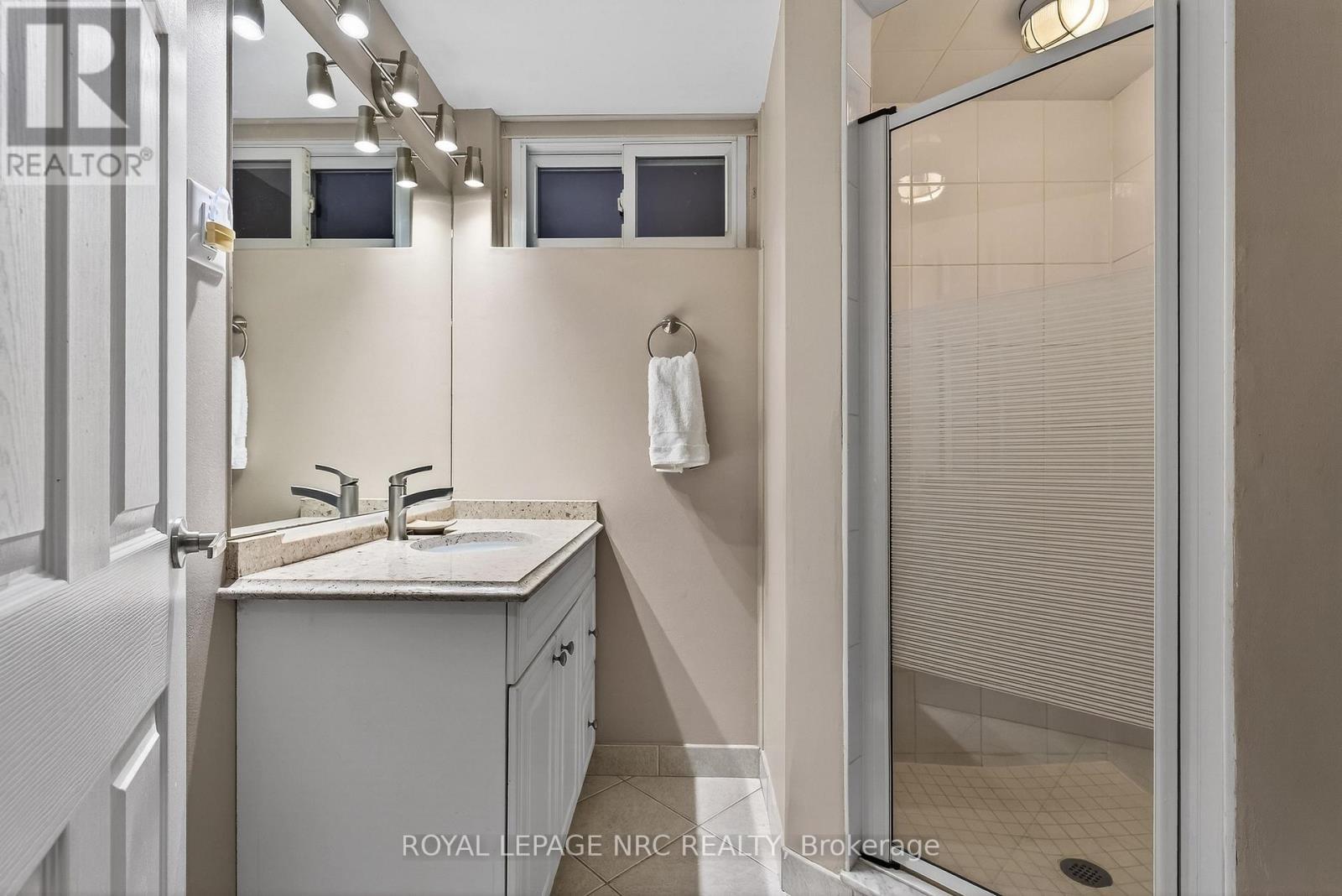 3 Pc lower level bath - 3292 Appleford Avenue, Niagara Falls (Casey), ON - Indoor Photo Showing Bathroom