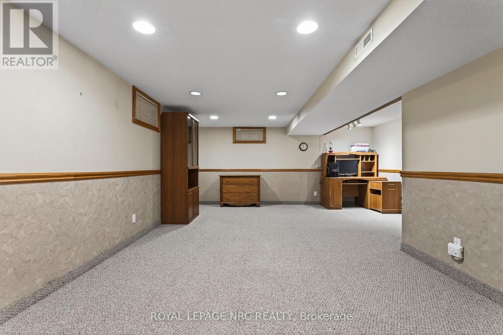 Recroom view 2 - 3292 Appleford Avenue, Niagara Falls (Casey), ON - Indoor