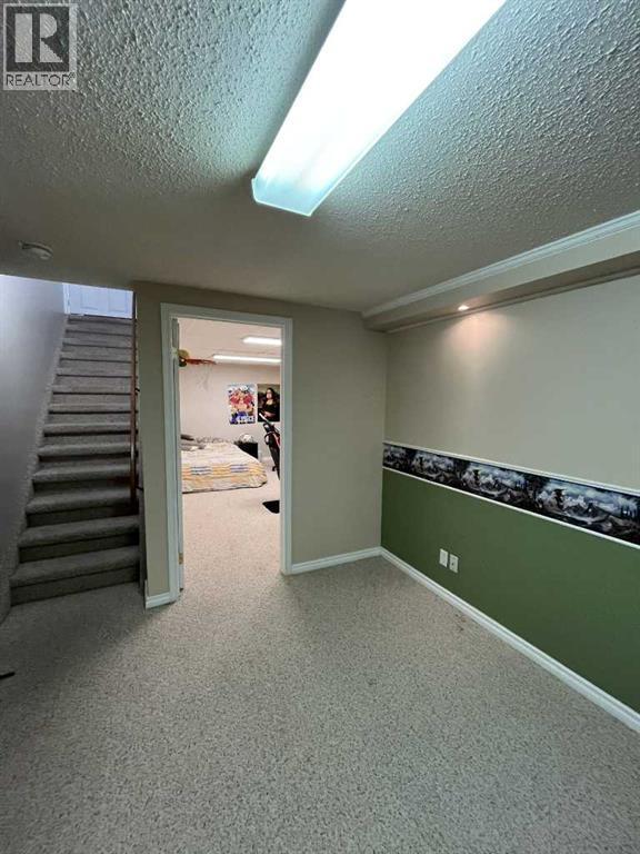 4617 51 Avenue, Taber, AB - Indoor Photo Showing Other Room