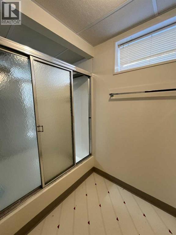 4617 51 Avenue, Taber, AB - Indoor Photo Showing Other Room