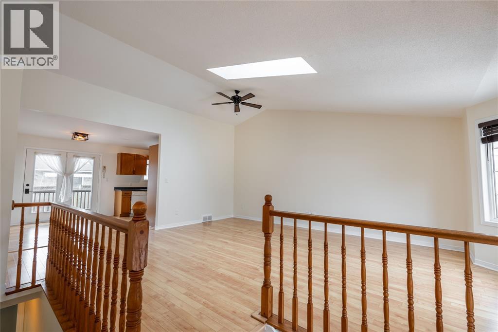 1156 Murphy Road, Sarnia, ON - Indoor Photo Showing Other Room