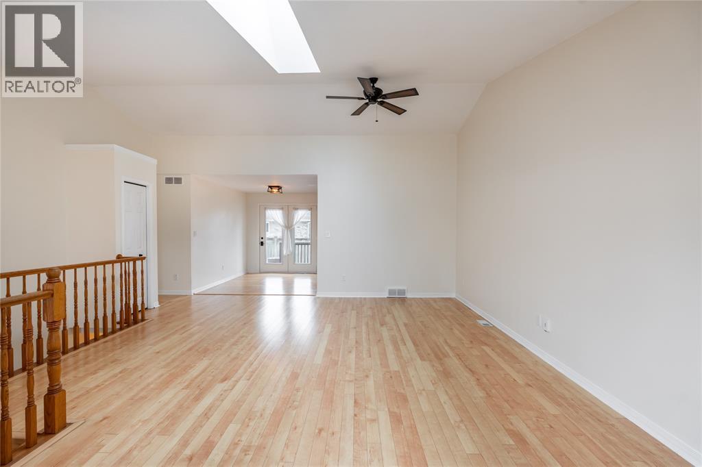 1156 Murphy Road, Sarnia, ON - Indoor Photo Showing Other Room