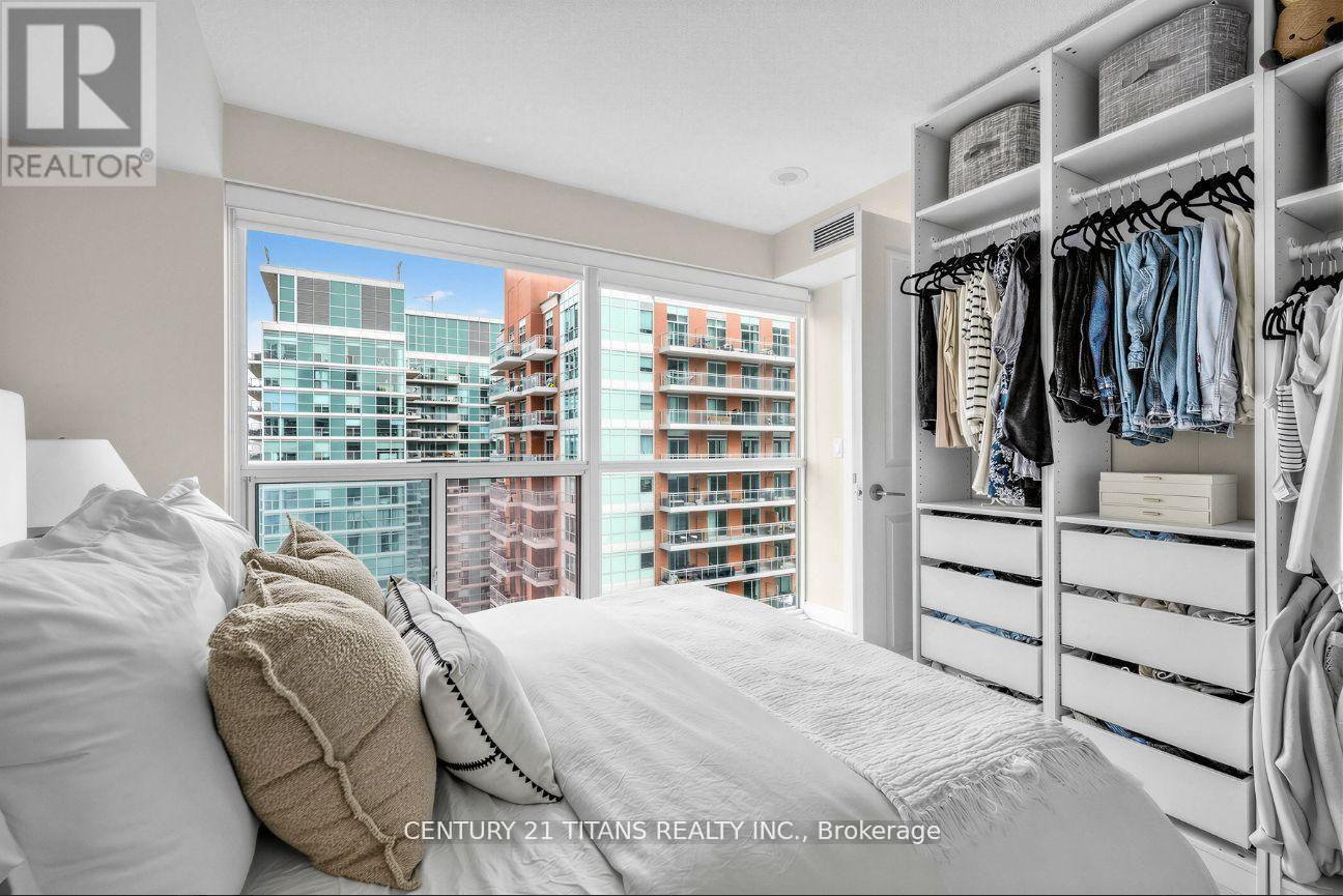 2102 - 100 Western Battery Road N, Toronto, ON - Indoor Photo Showing Bedroom