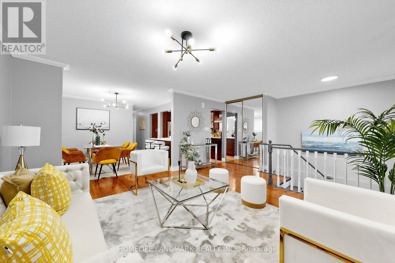 220 Jeffery Street, Whitby, ON - Indoor Photo Showing Living Room