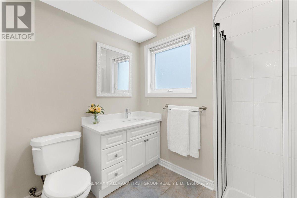1884 Appleview Road, Pickering, ON - Indoor Photo Showing Bathroom