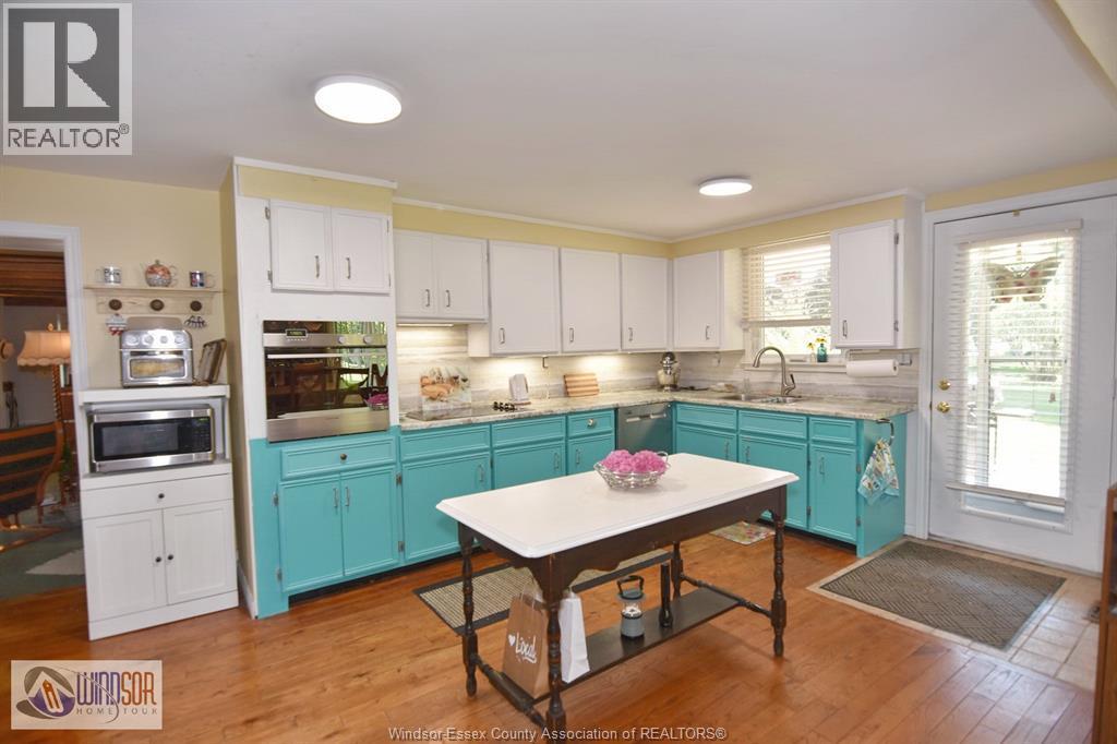 474 County Rd 50 East, Harrow, ON - Indoor Photo Showing Kitchen