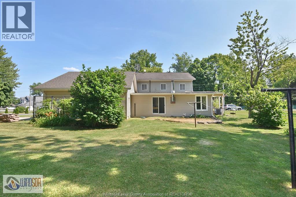 474 County Rd 50 East, Harrow, ON - Outdoor With Deck Patio Veranda