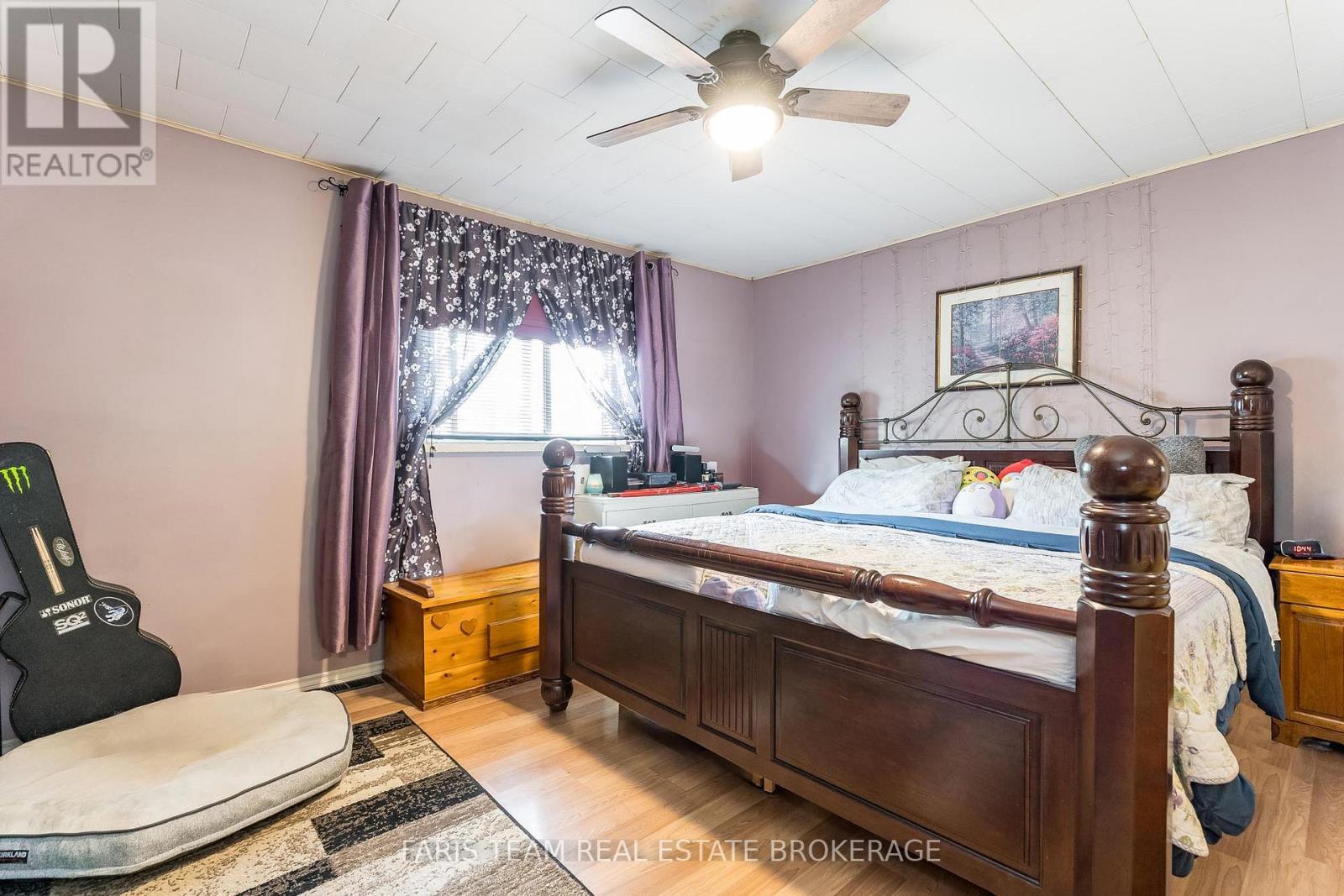 3425 Coronation Avenue, Severn, ON - Indoor Photo Showing Bedroom