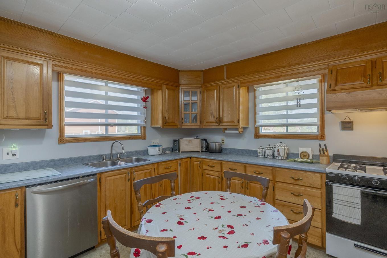 1084 Ridge Road, North Range, NS