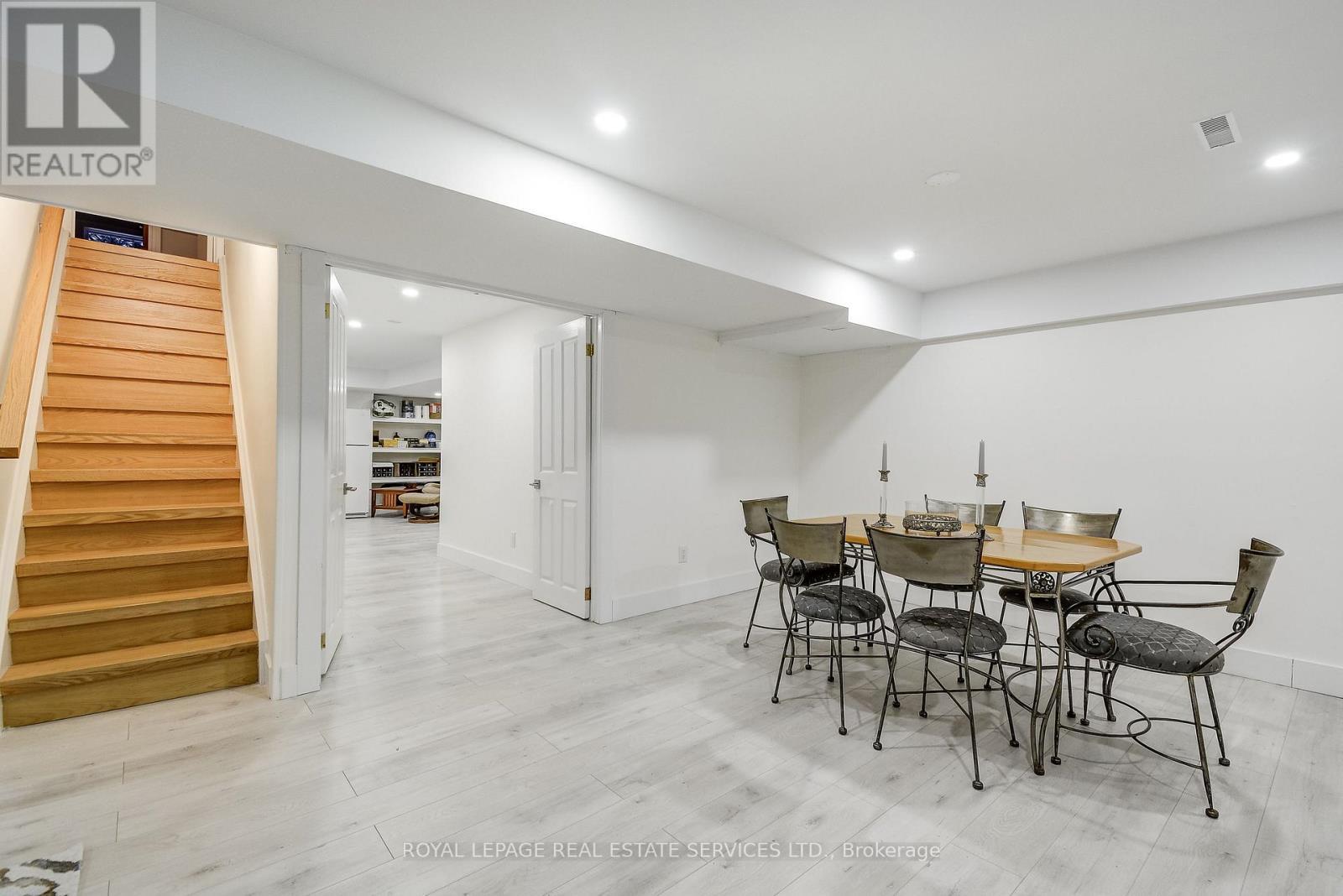 141 Digby Road, Oakville, ON - Indoor Photo Showing Dining Room