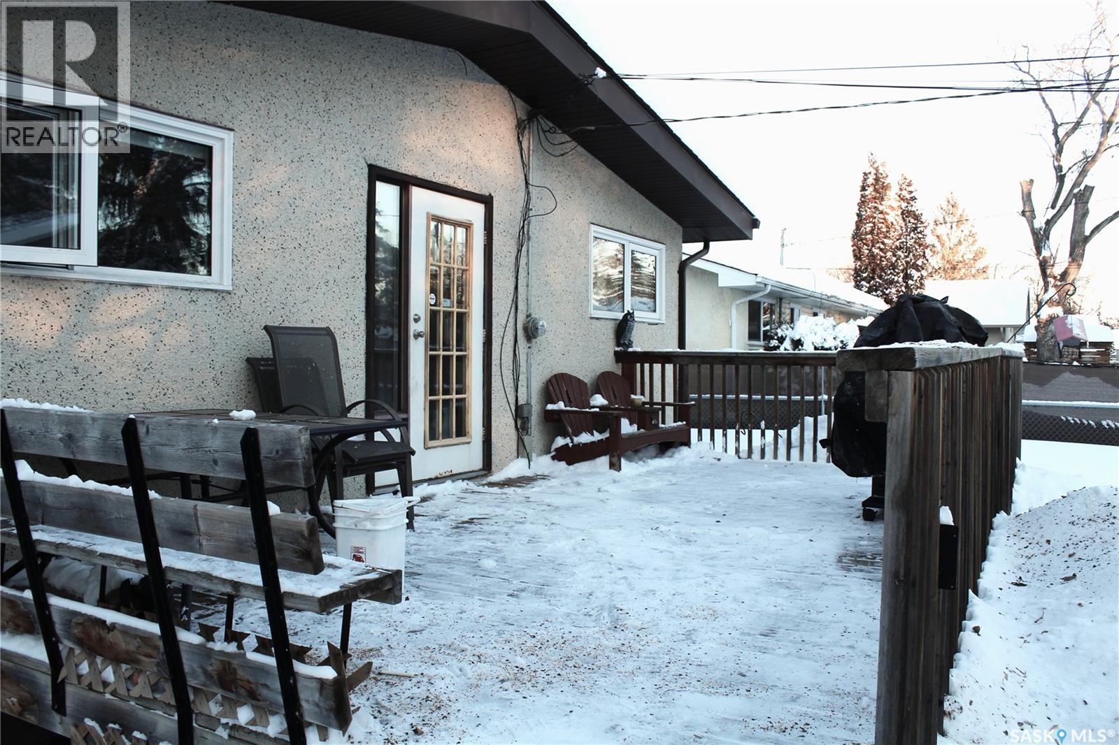 1427 2Nd Street E, Prince Albert, SK - Outdoor With Deck Patio Veranda With Exterior