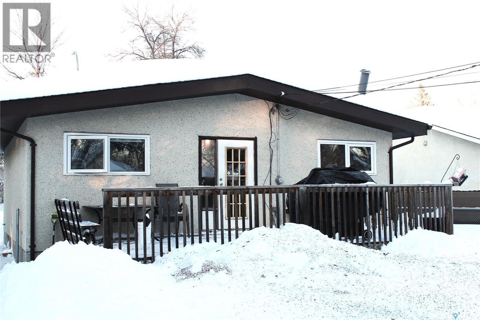 1427 2Nd Street E, Prince Albert, SK - Outdoor With Deck Patio Veranda With Exterior
