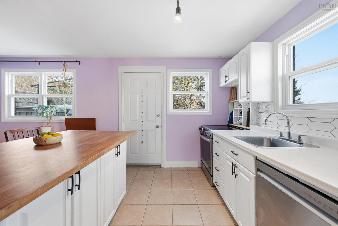 5 Apollo Court, Halifax, NS