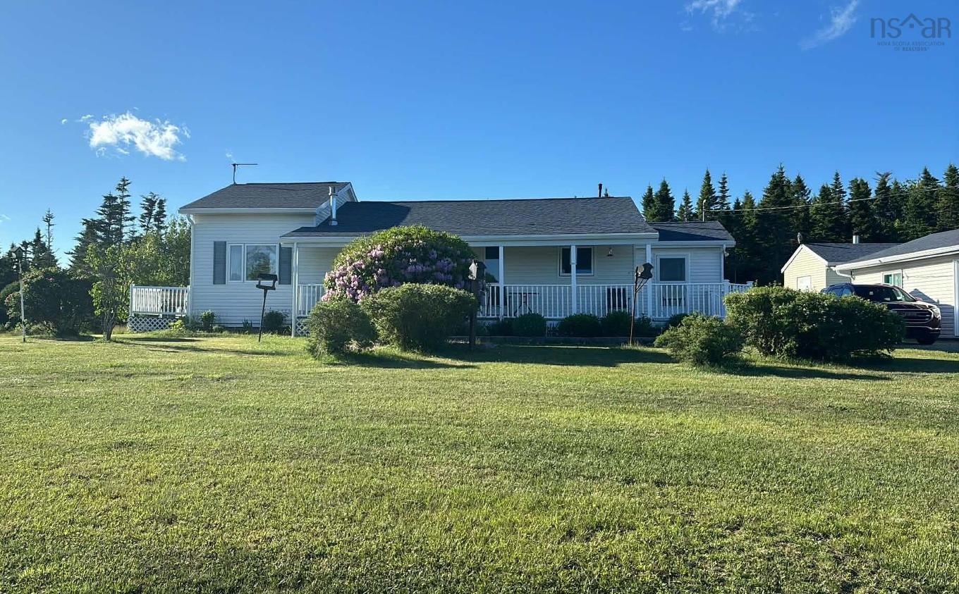 24585 Highway 7, Beaver Harbour, NS