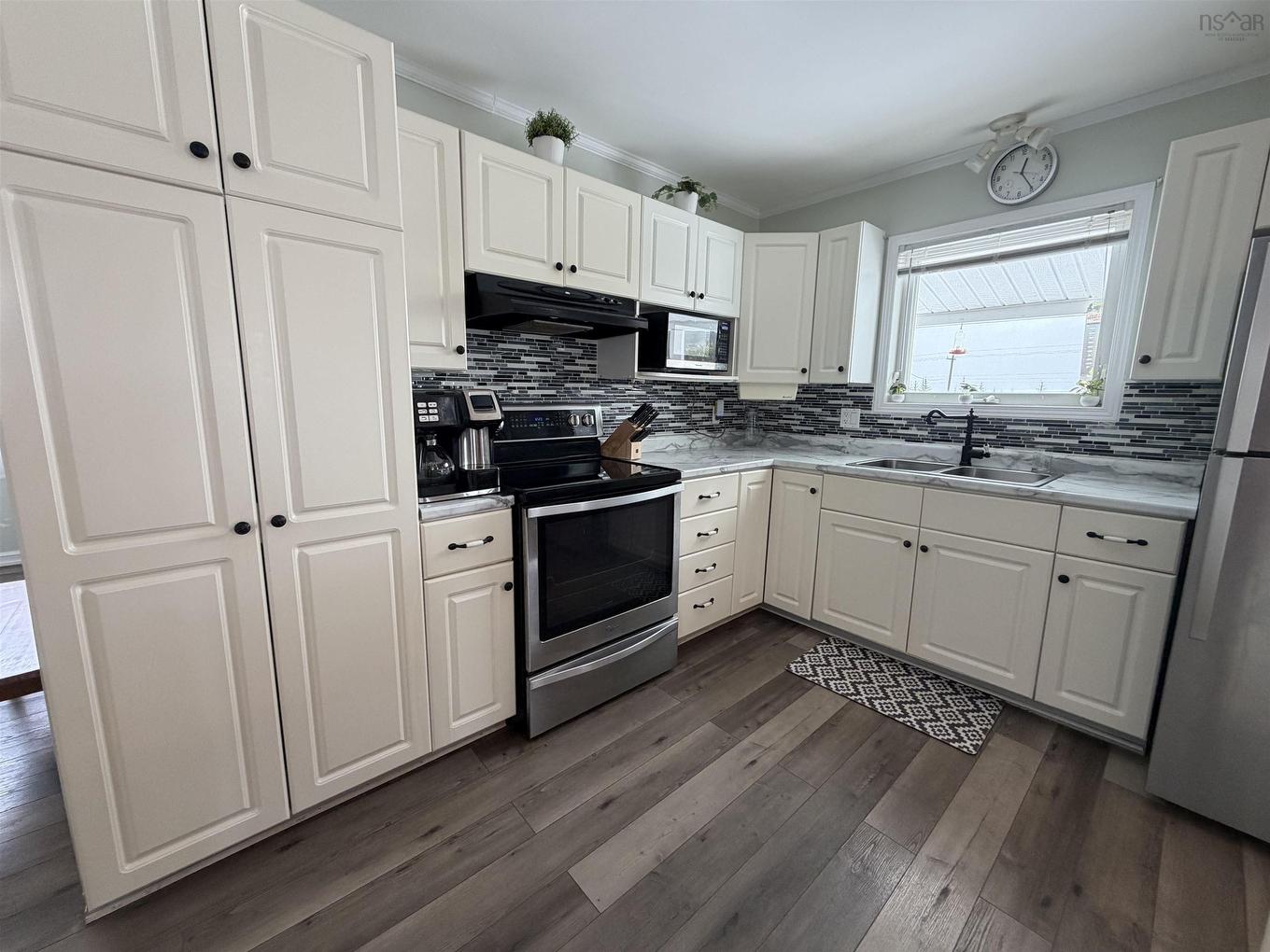 24585 Highway 7, Beaver Harbour, NS