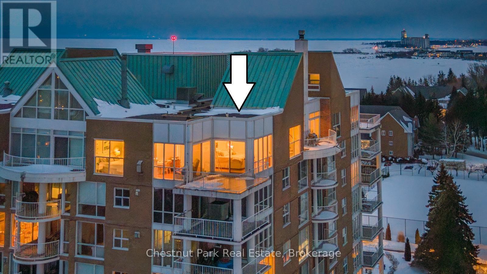 Night time view of 1001 - PH1 - 1001 - 24 Ramblings Way, Collingwood, ON - Outdoor