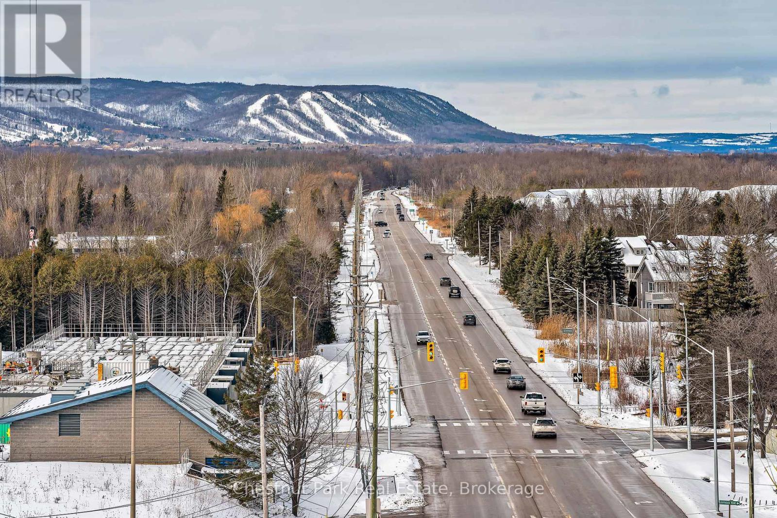 Westerly views from the primary bedroom - 1001 - 24 Ramblings Way, Collingwood, ON - Outdoor With View