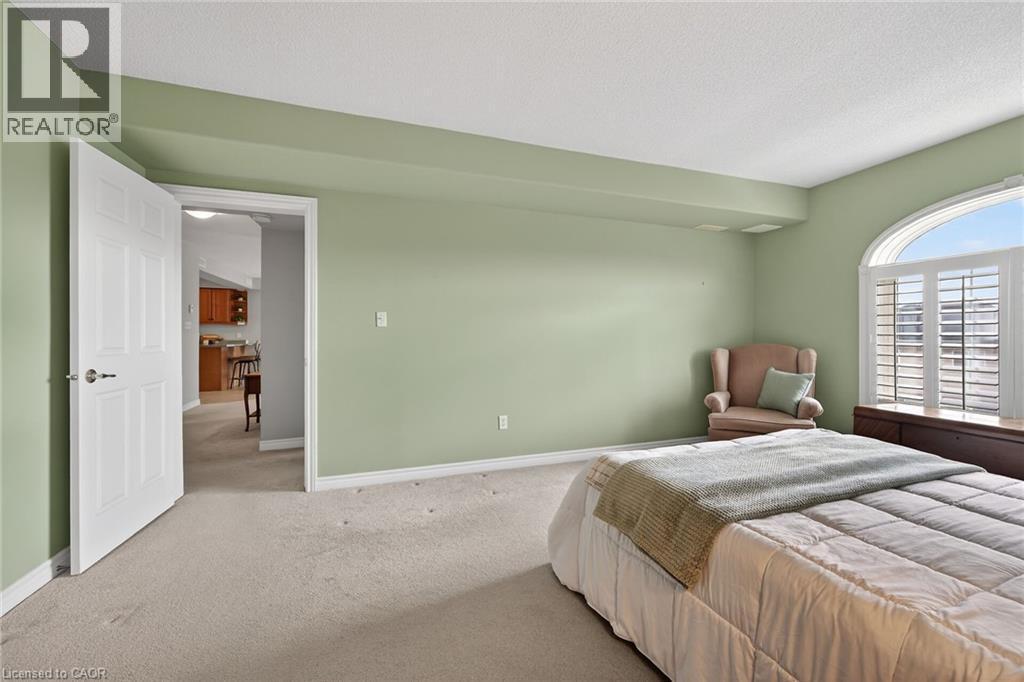 908 Mohawk Road E Unit# 308, Hamilton, ON - Indoor Photo Showing Bedroom