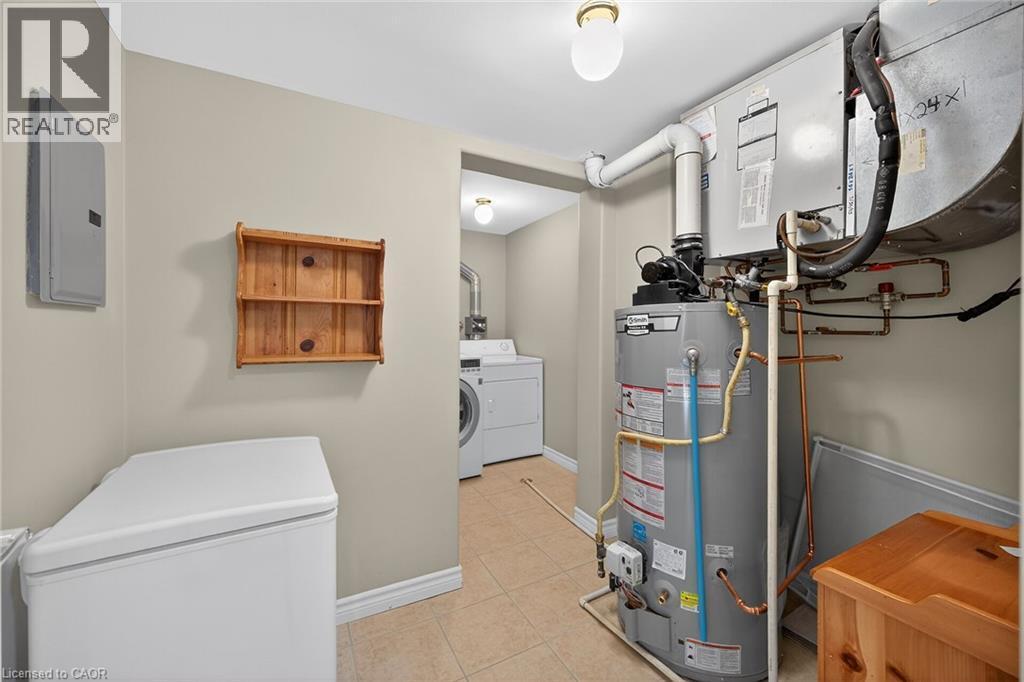 908 Mohawk Road E Unit# 308, Hamilton, ON - Indoor Photo Showing Other Room