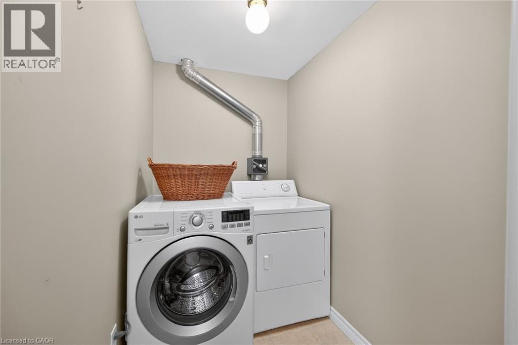 908 Mohawk Road E Unit# 308, Hamilton, ON - Indoor Photo Showing Laundry Room