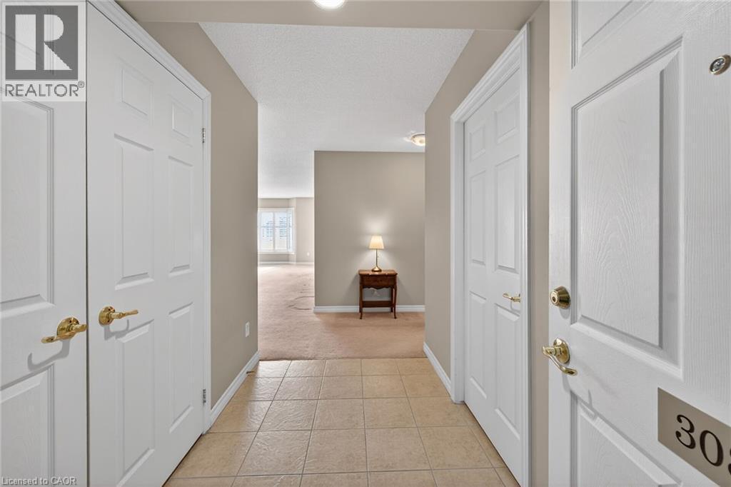 908 Mohawk Road E Unit# 308, Hamilton, ON - Indoor Photo Showing Other Room