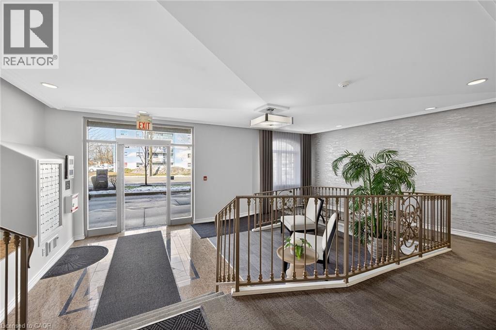 908 Mohawk Road E Unit# 308, Hamilton, ON - Indoor Photo Showing Other Room