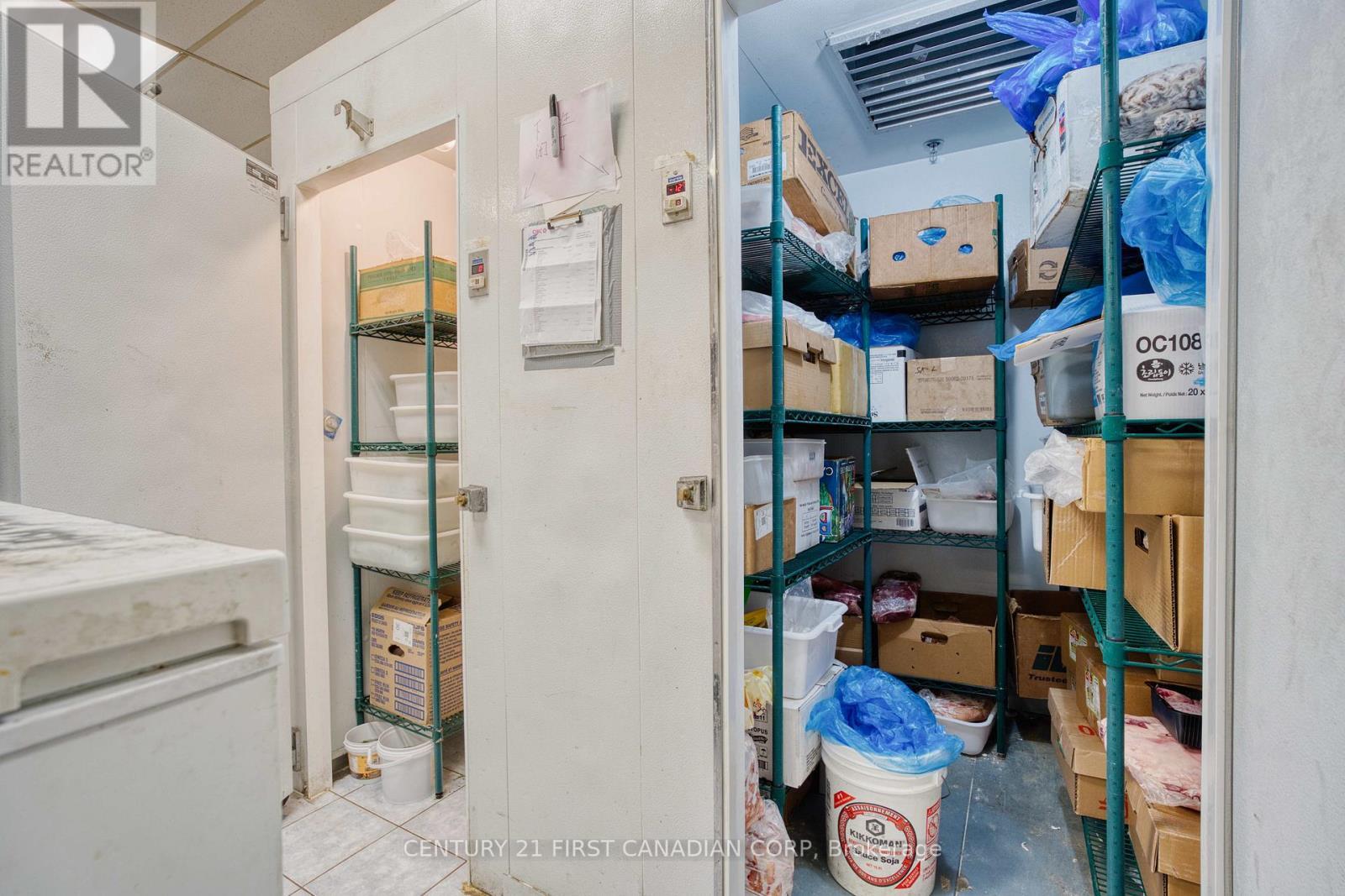 #4C - 611 Wonderland Road N, London North (North N), ON