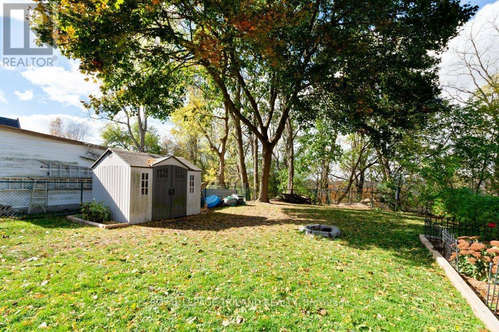 40 St George Street, St. Thomas, ON - Outdoor