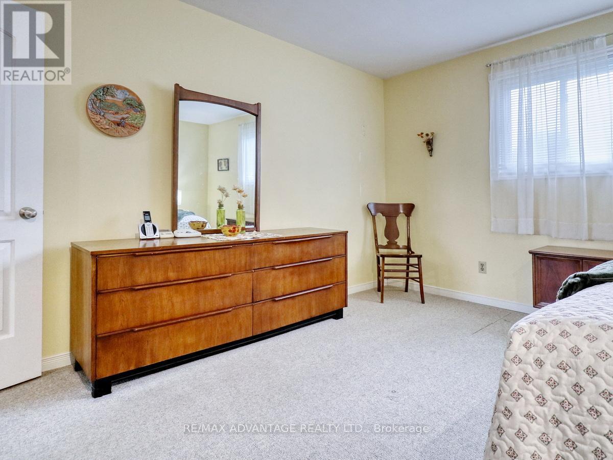 17248 Wyton Drive, Thames Centre, ON - Indoor Photo Showing Bedroom