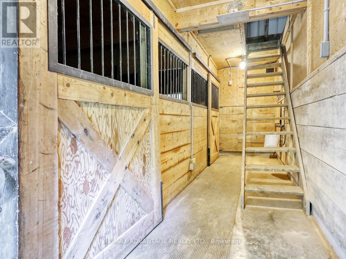 17248 Wyton Drive, Thames Centre, ON - Indoor Photo Showing Other Room