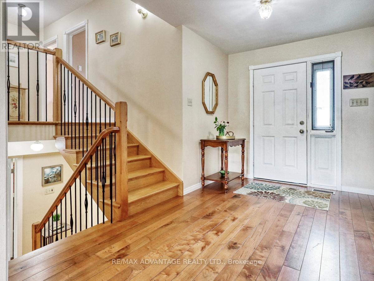 17248 Wyton Drive, Thames Centre, ON - Indoor Photo Showing Other Room