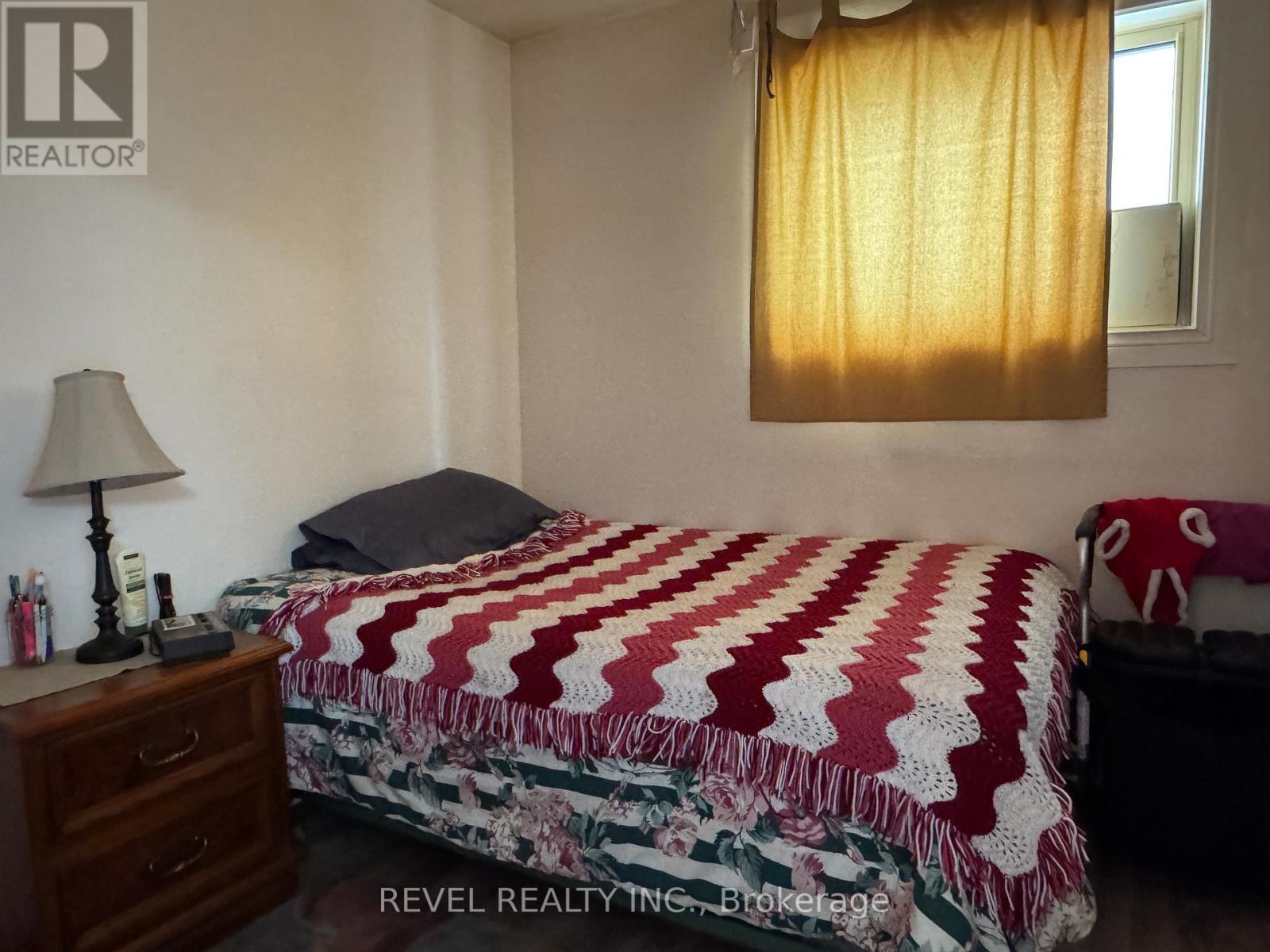 39 Belanger Avenue, Timmins (Ts - Sw), ON - Indoor Photo Showing Bedroom