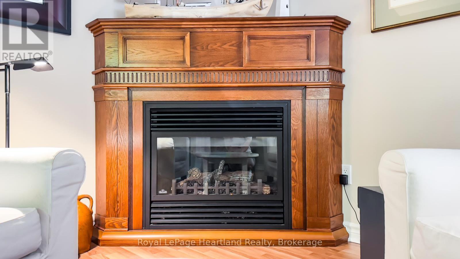 7 Cree Lane, Ashfield-Colborne-Wawanosh (Colborne Twp), ON - Indoor Photo Showing Living Room With Fireplace