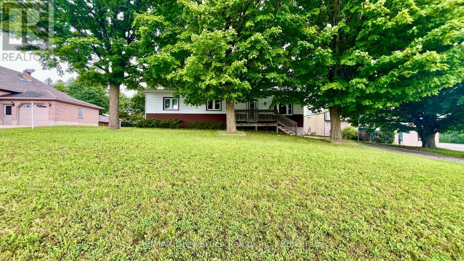 1069 7Th Avenue, Hanover, ON