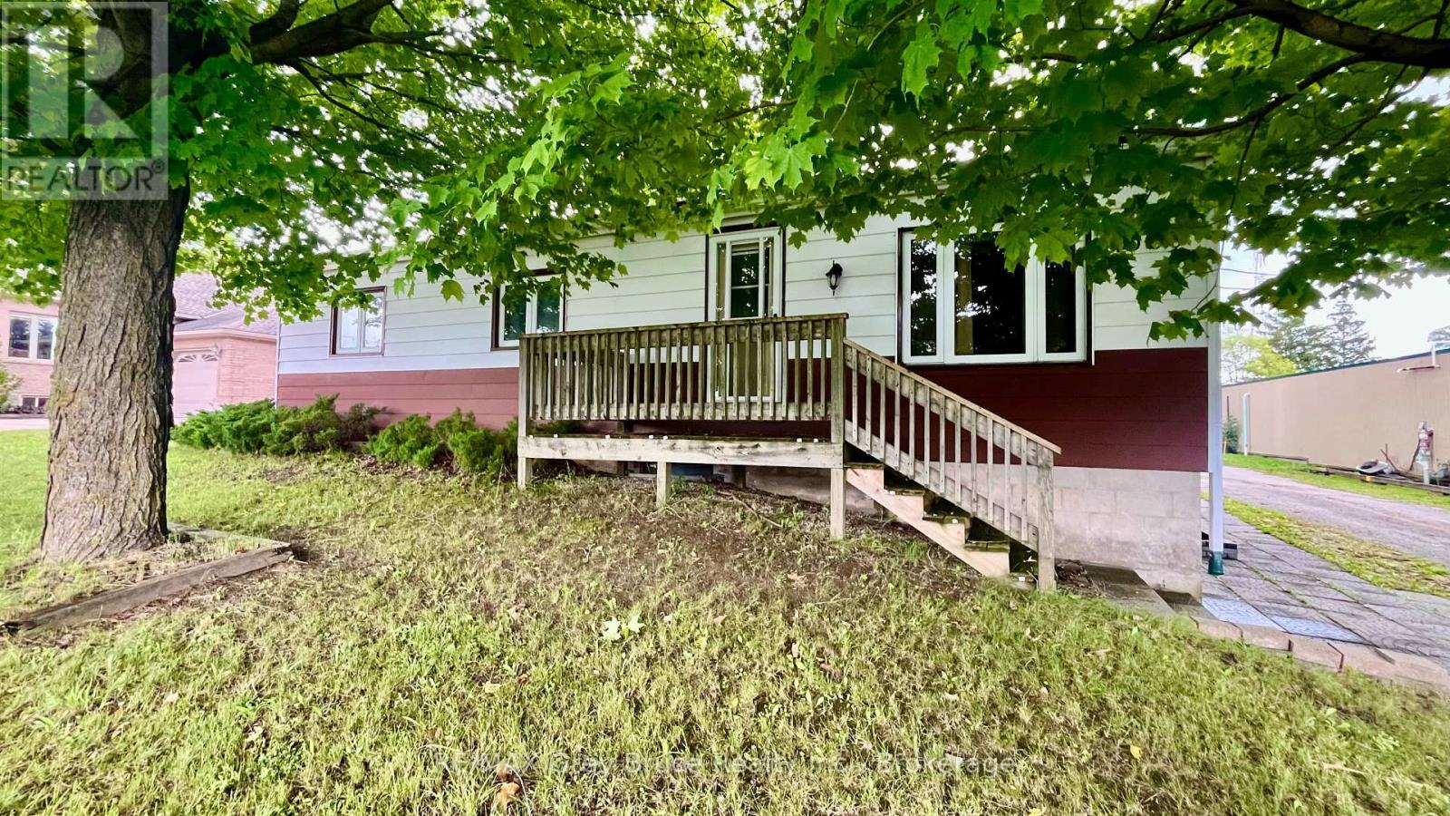 1069 7Th Avenue, Hanover, ON