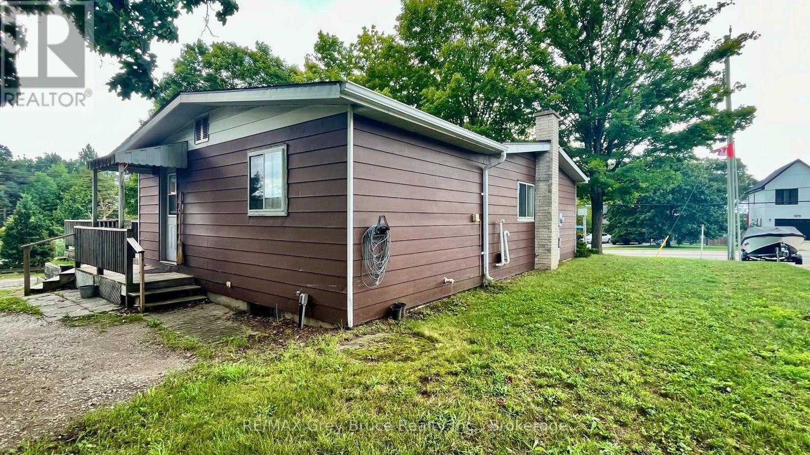 1069 7Th Avenue, Hanover, ON