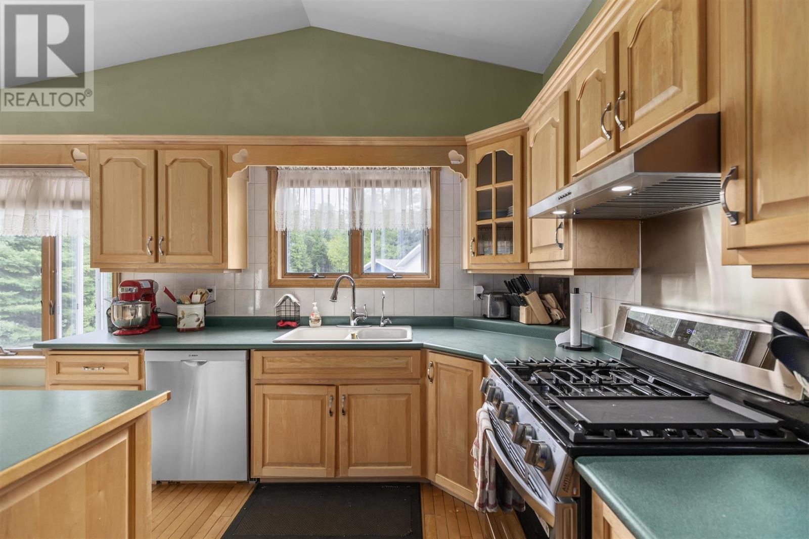 3804 Hamilton Dr, Hilton Beach, ON - Indoor Photo Showing Kitchen