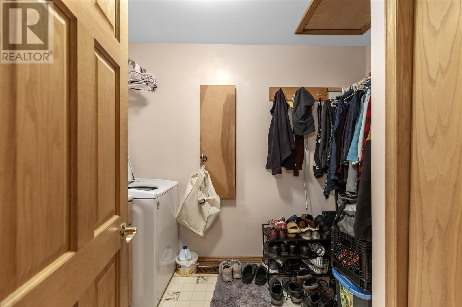 3804 Hamilton Dr, Hilton Beach, ON - Indoor