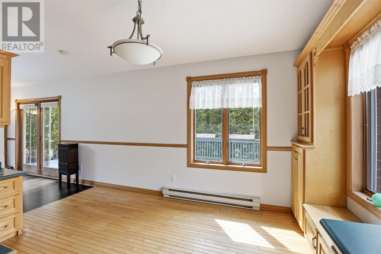 3804 Hamilton Dr, Hilton Beach, ON - Indoor Photo Showing Other Room