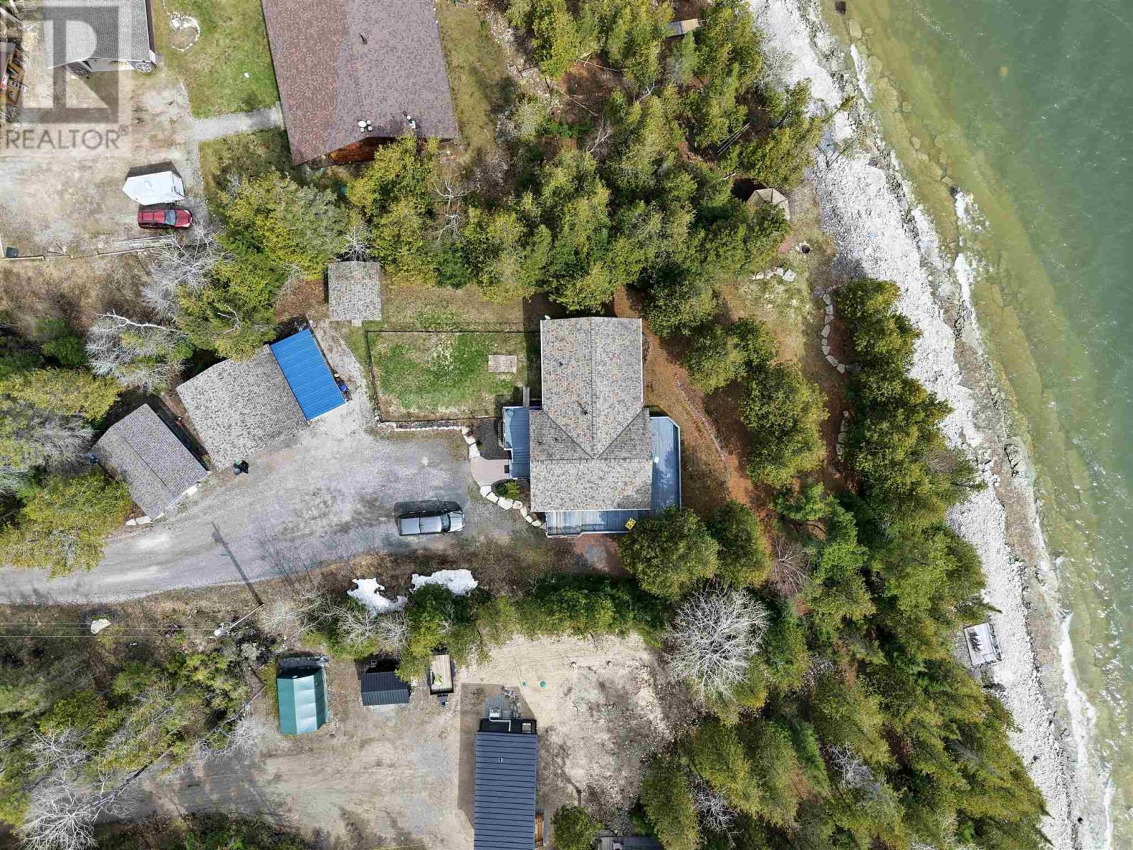3804 Hamilton Dr, Hilton Beach, ON - Outdoor